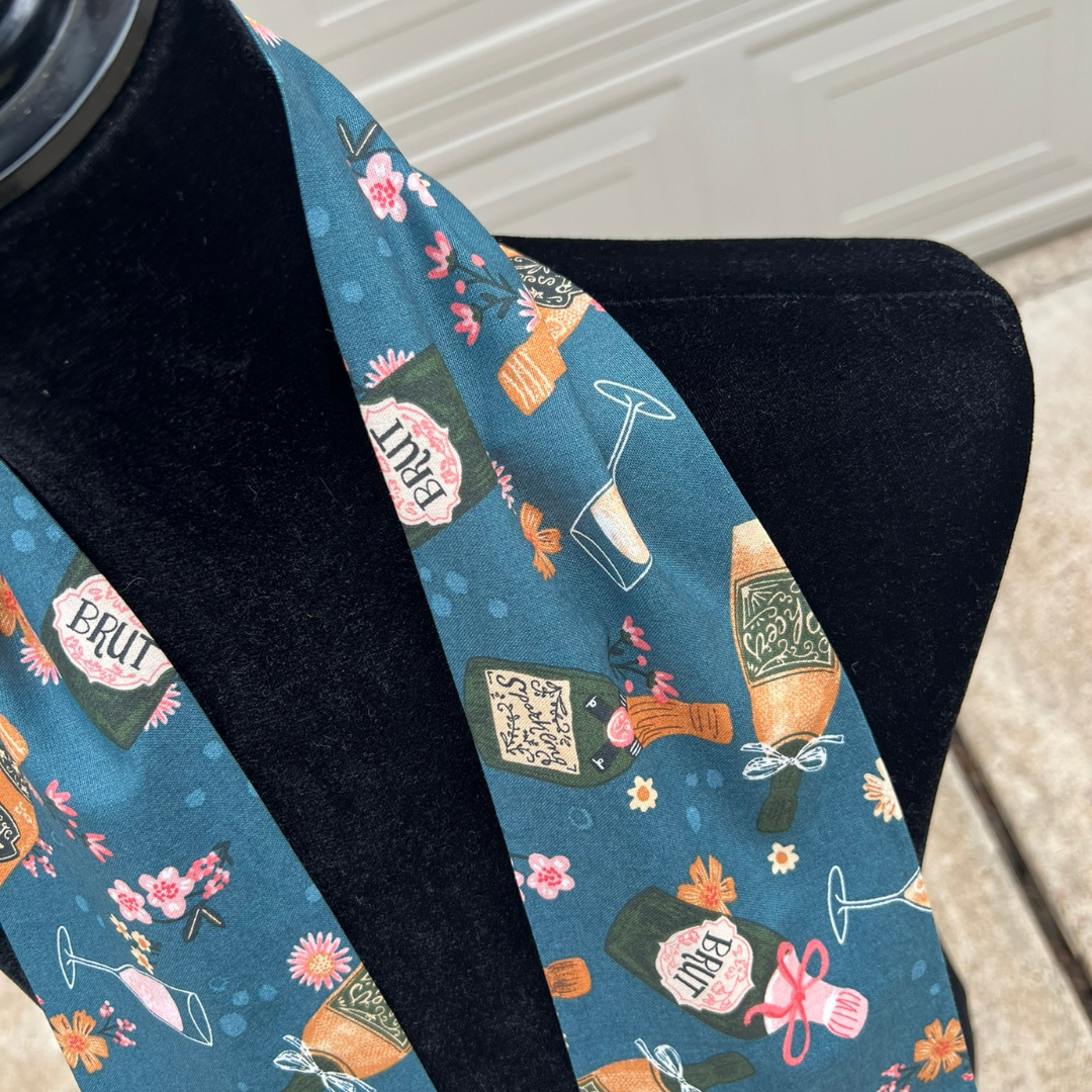 Champagne Kitchen Scarf